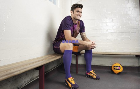 河床加码争夺阿连德，迈阿密国际竭力挽留核心球员