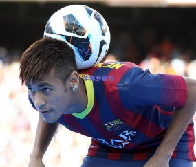 拜合拉木技术粗糙之谜揭晓，青训体系与心理压力成关键因素