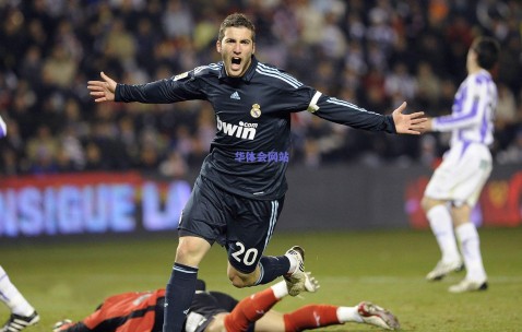 加拉塔萨雷主帅公开澄清转会传闻，弗拉泰西不在球队引援计划之内